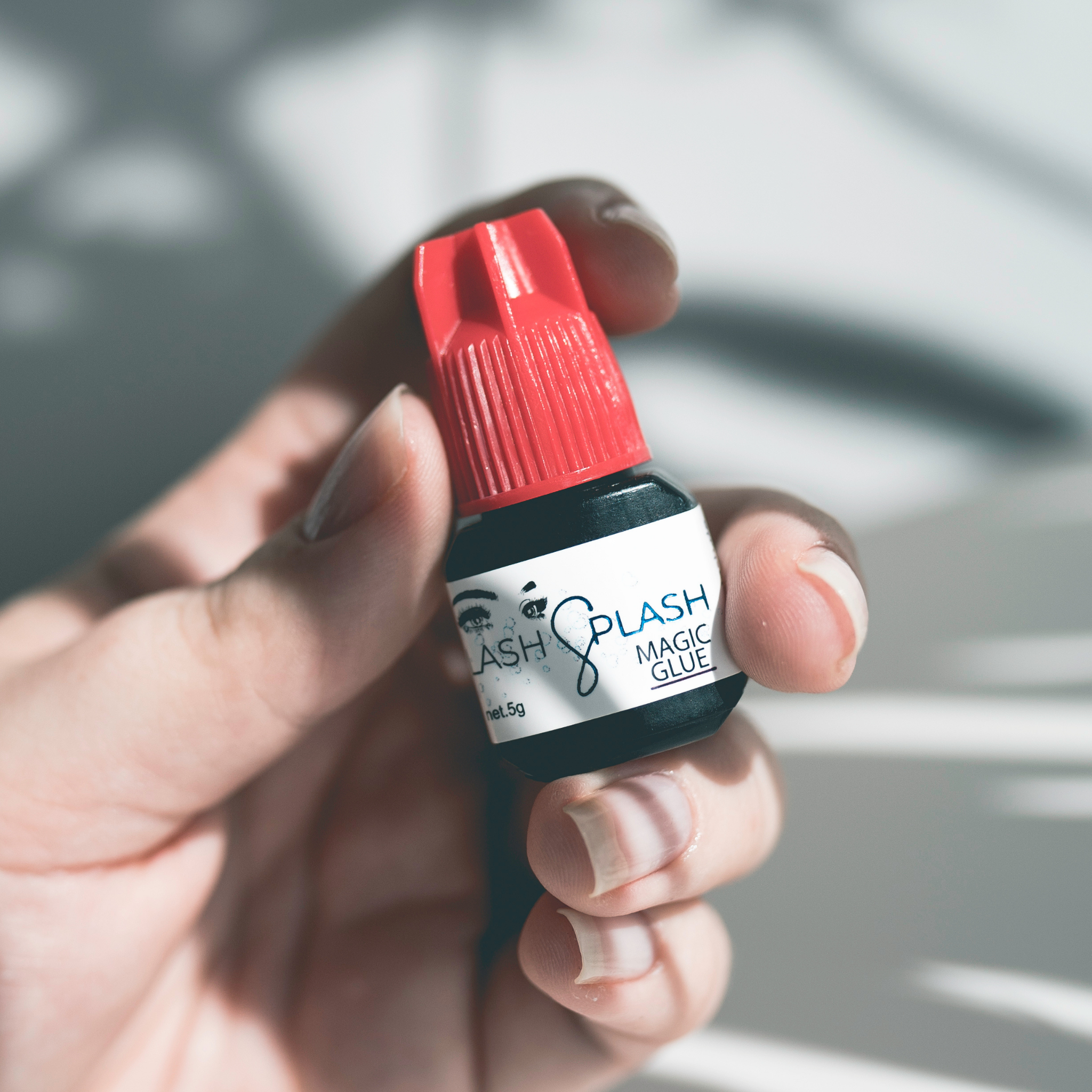 MAGIC GLUE Wimpernkleber | 5ml | 0,5 Sek. Trocknungszeit